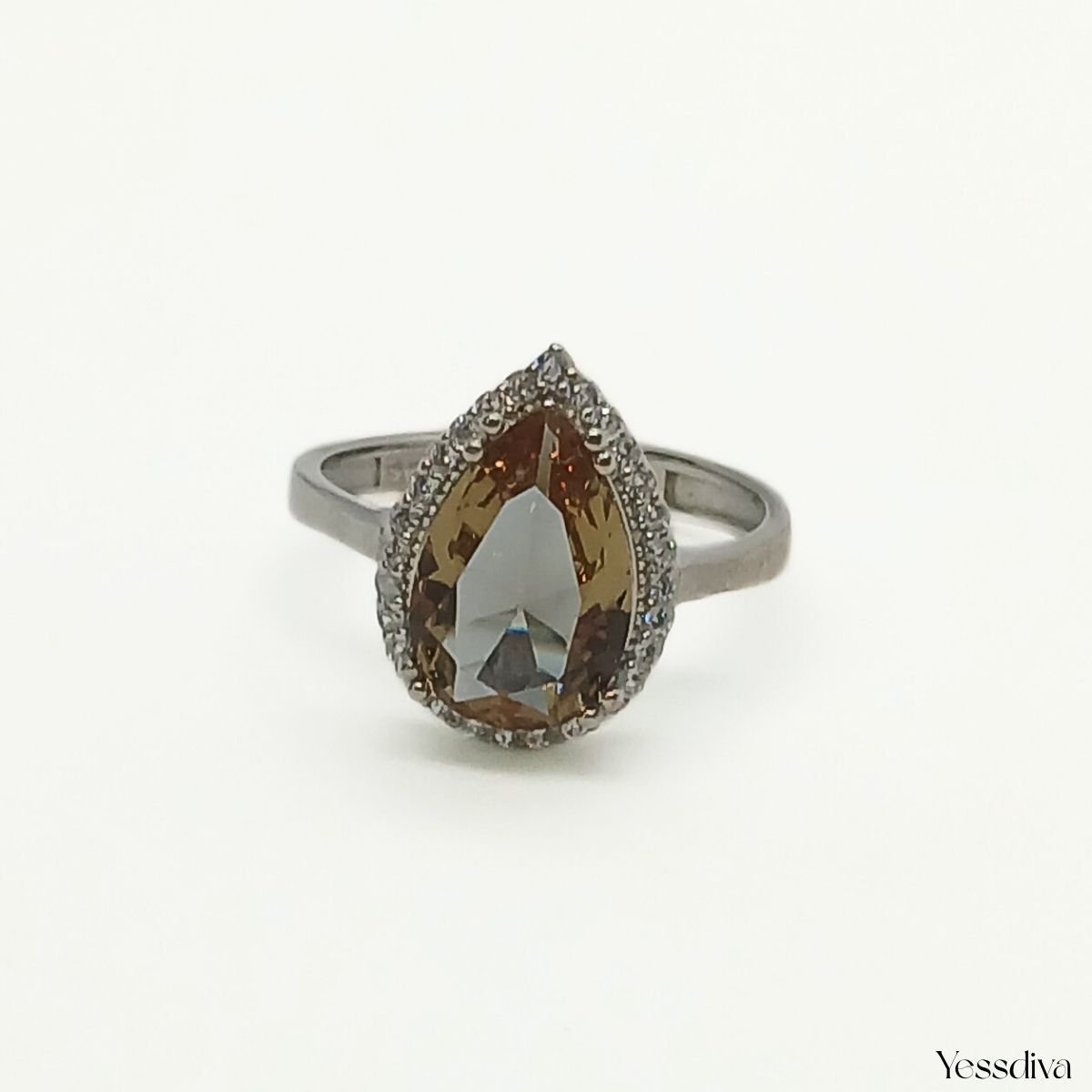 Zultanit Doğal Taşlı Damla Gümüş Yüzük