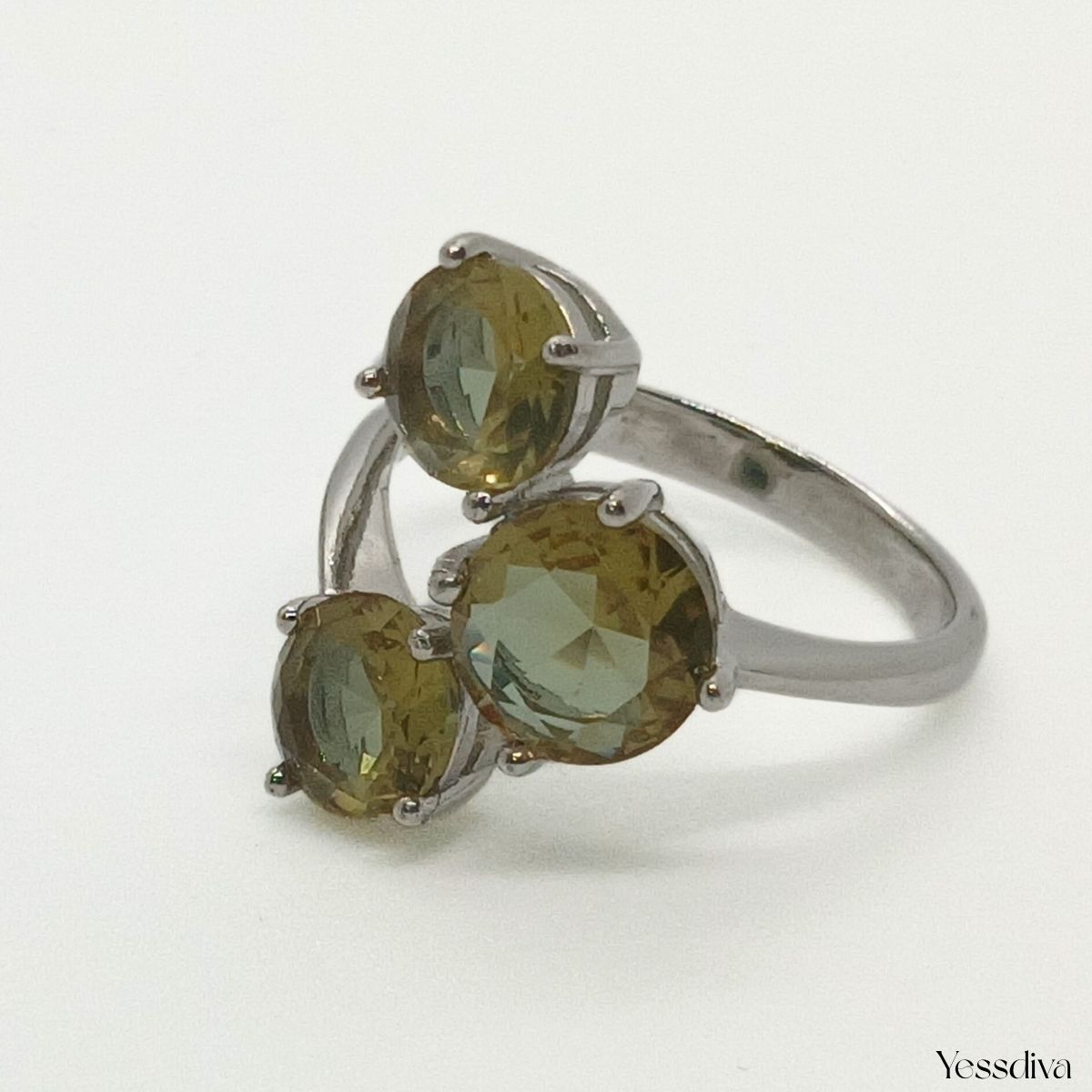 Sitrin Zirkon 3 Taşlı Gümüş Yüzük