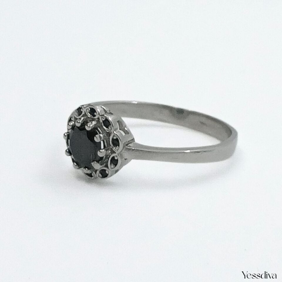 Zirkon Oniks Taşlı Siyah yüzük