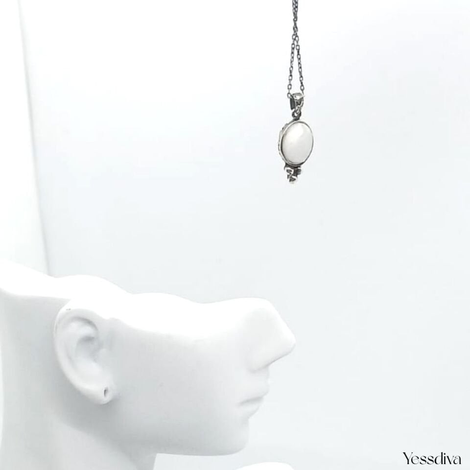 Ay Doğal Taş Gümüş Kolye