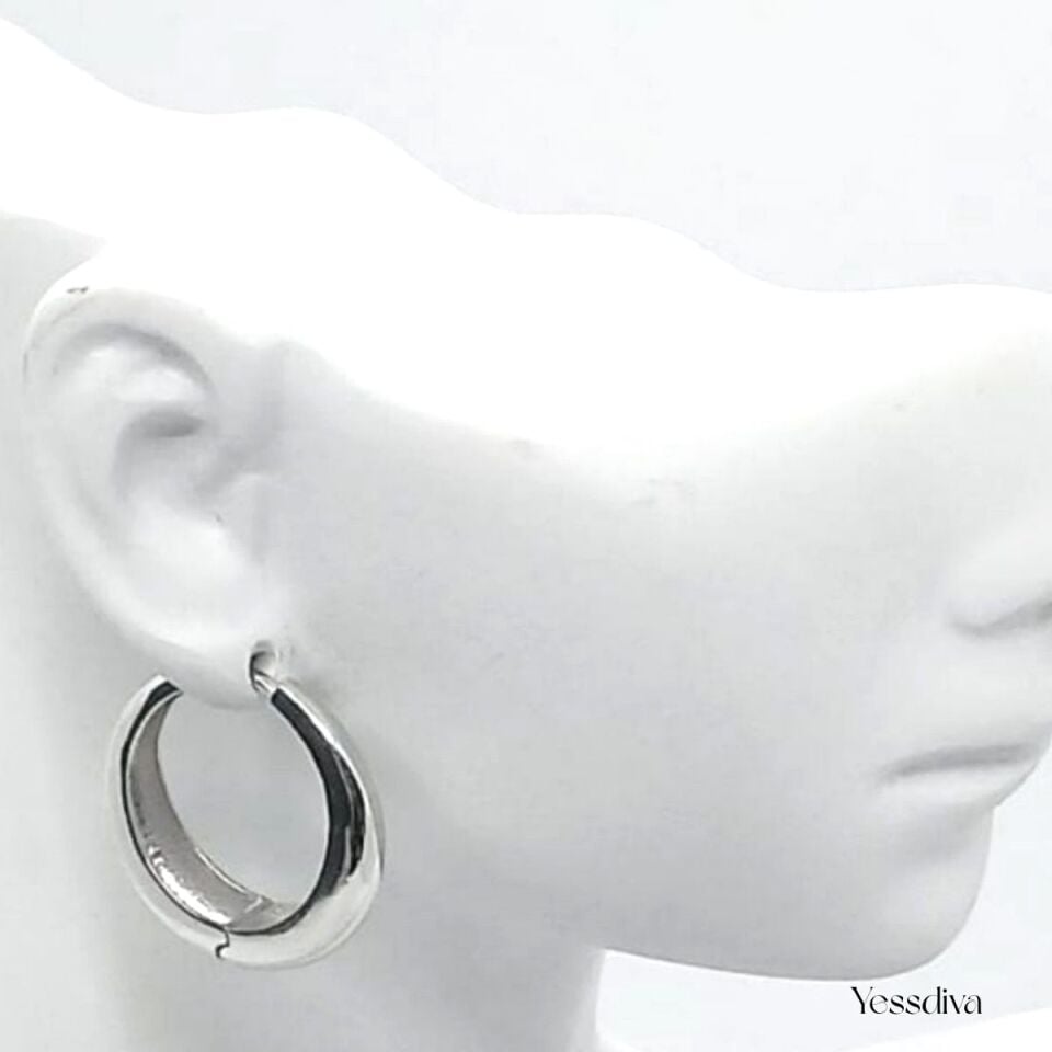 Yuvarlak Bombeli Düz Halka Küpe